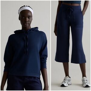 SET! Quince SuperSoft Fleece Pullover Hoodie & Cropped Wide Leg Pants.      15